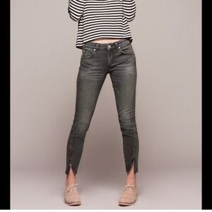 AMO Twist Zip Skinny Jeans In Smoke Wash Skinny